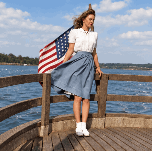 A Family Photograph Brought to Life — Animated GIF